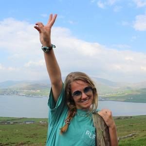 Meet your Posher, Rose